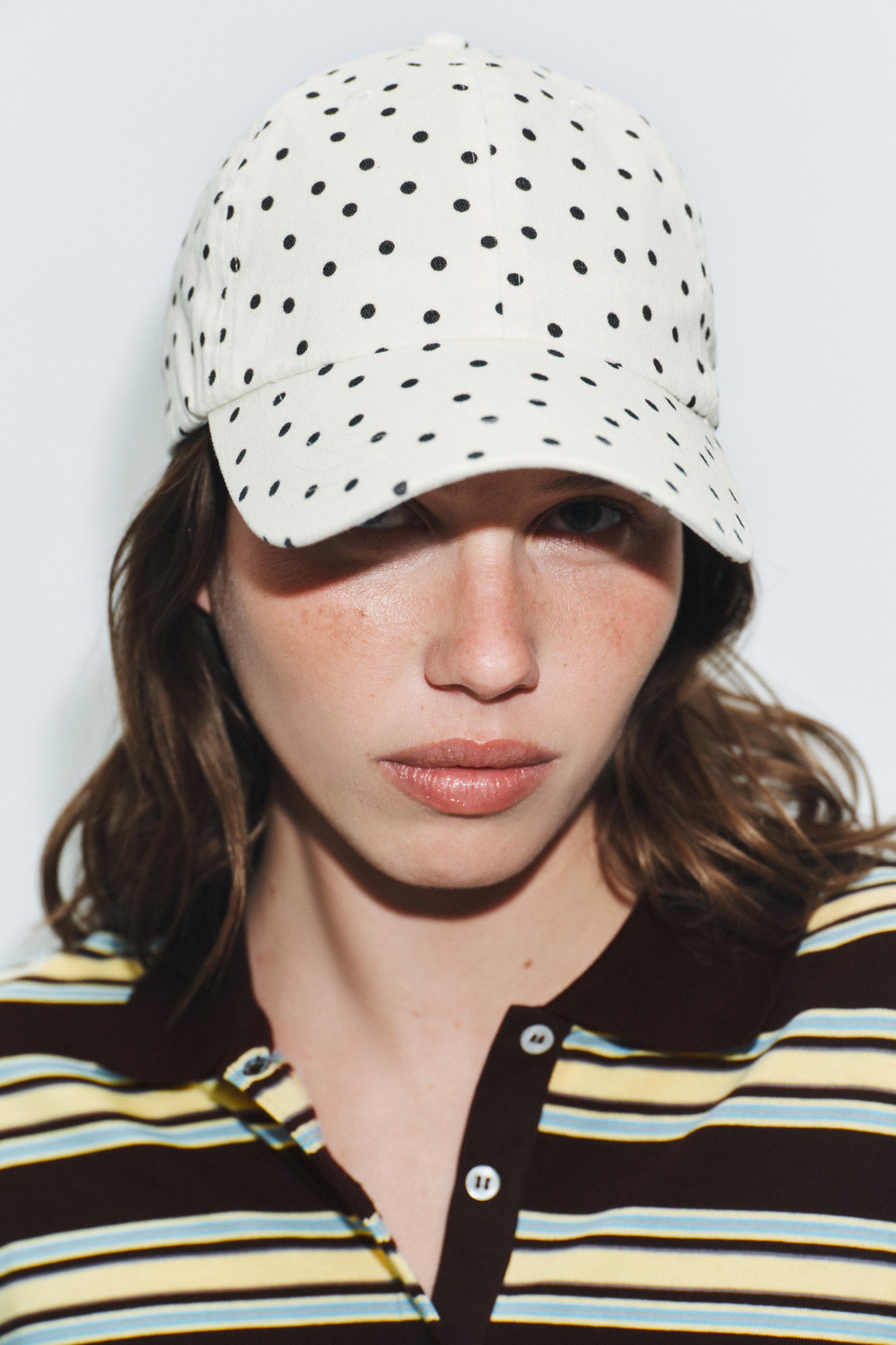 POLKA DOT HEART EMBROIDERED TWILL CAP